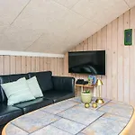 Holiday home Family With Terrace And Lawn *