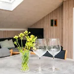 Holiday home Family With Terrace And Lawn