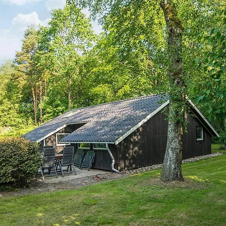 Family With Terrace And Lawn Holiday home *