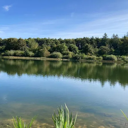 Family With Terrace And Lawn Casa vacanze *