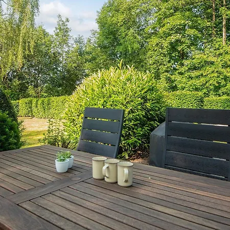 Сasa de vacaciones Family With Terrace And Lawn Toftlund